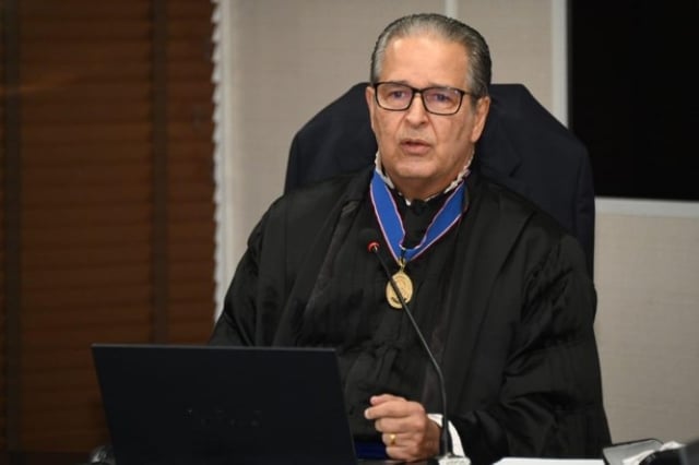 yJYJMeWT-presidente-do-TRE-BA-desembargador-Abelardo-da-Matta