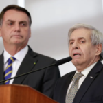 General-Heleno-e-o-ex-presidente-Jair-Bolsonaro-em-imagem-de-arquivo-E28094-Foto-Divulgacao-Carolina-Antunes-PR