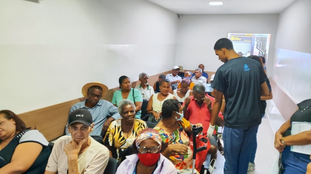 Mutirao-de-Glaucoma-hcoe-ft-ed-santos-acorda-cidade2