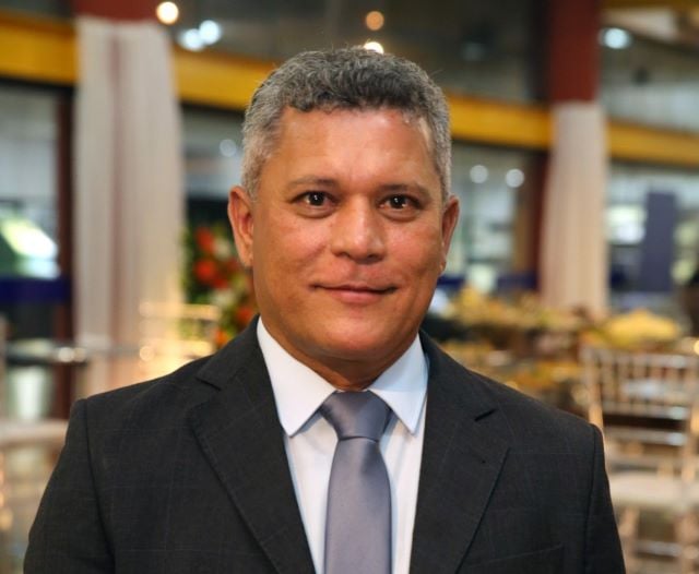 Nu7CWzu6-Juscelino-Brito-1