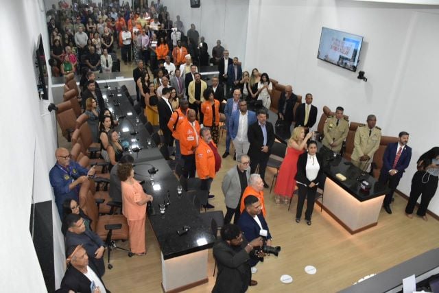 Oj1W5I5z-Sindicalista-de-Feira-de-Santana-com-destaque-nacional-recebe-a-Comenda-Maria-Quiteria