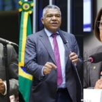 Tacms6AG-deputados-baianos-montagem-BN
