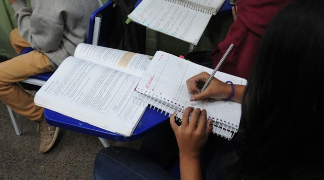 alfabetizacao-escolas-ensino-medio-ensino-foto_Renato-Arajo-Agncia-Braslia