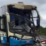apGfE5Hx-1765-achei-sudoeste-acidente-onibus-novo-horizonte-em-ibipitanga