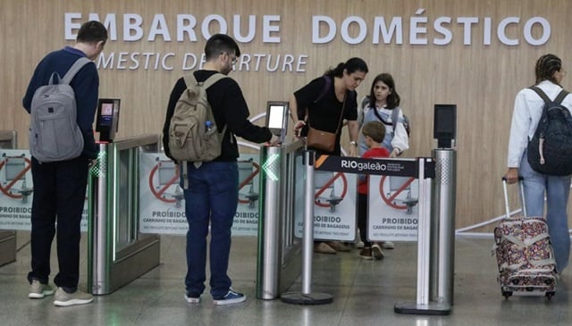 embarque-aviacao-aeroporto-ft-ag-brasil