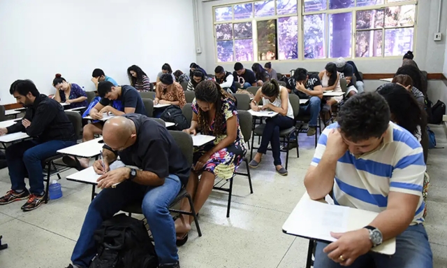 estudantes-enade-1