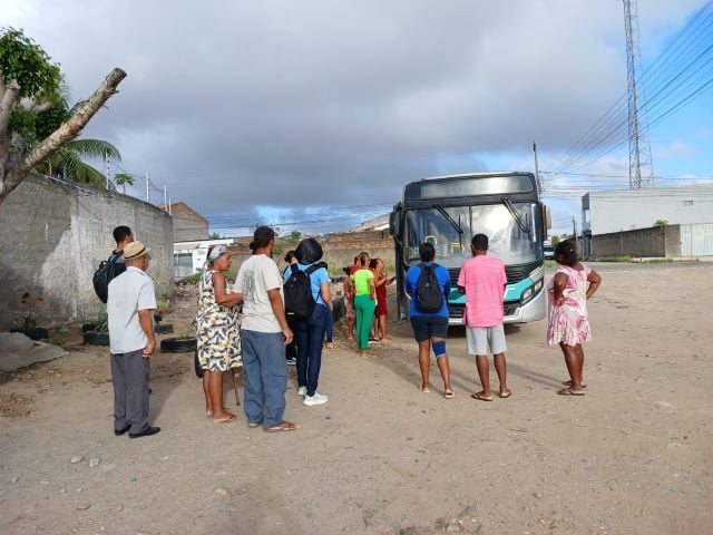 moradores-passageiros-manifestacao-bairro-conceicao-2-foto-ney-silva