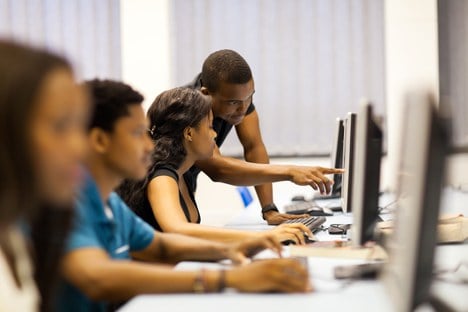 oGlRm8BG-cursos
