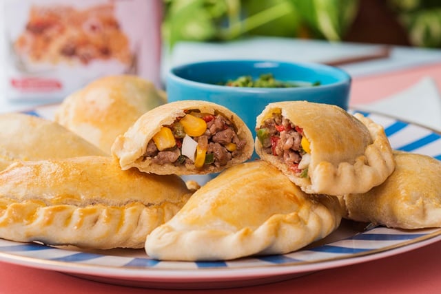 sU08T3SA-Empanadas-Argentinas