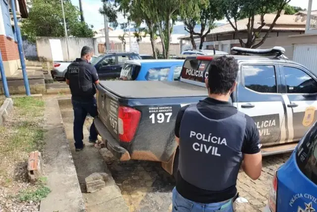 6HcMLD4p-0378-achei-sudoeste-policia-civil-de-brumado-em-acao