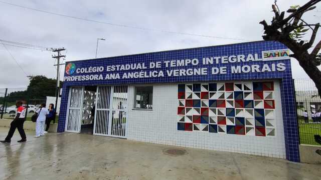 Colegio-Estadual-em-Tempo-Integral-Ana-Angelica-Vergne-de-Morais-1