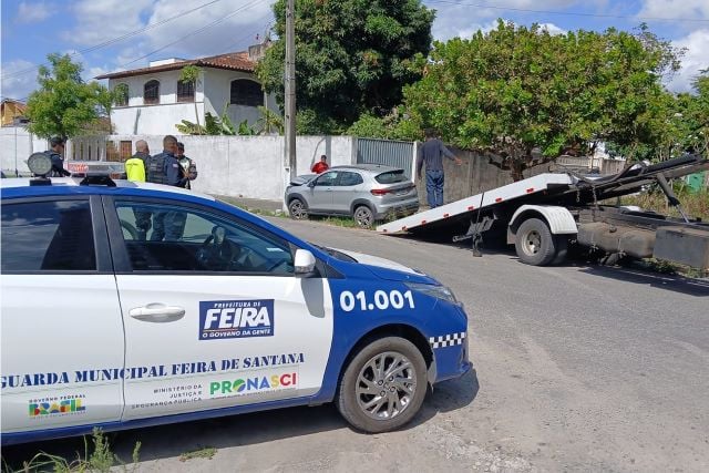 Guarda-conduz-para-delegacia-acusado-de-descumprir-medida-protetiva-Foto-Divulgacao-Guarda-Municipal-3