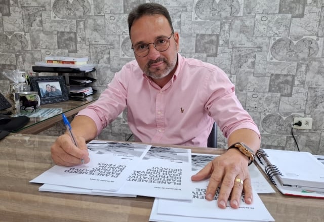 IKLtNOAe-Alexandre-Monteiro-secretario-de-Agricultura-ft-paulo-jose-acorda-cidade-