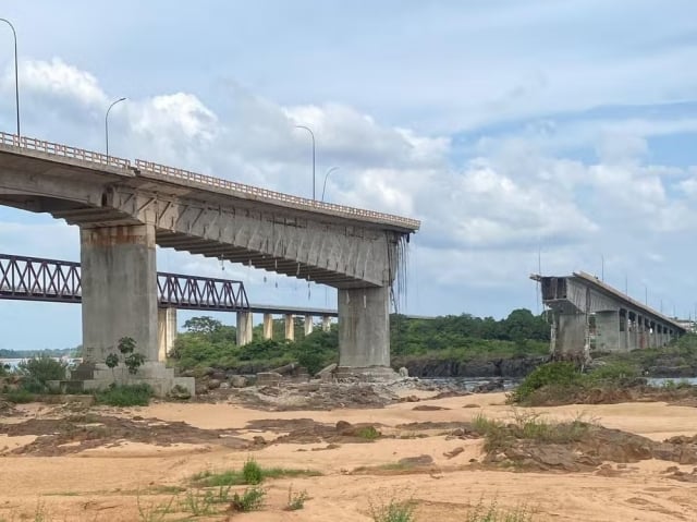Ponte-entre-Tocantins-e-Maranhao-desaba-1