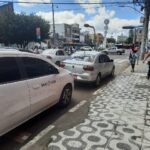 Taxistas-reclamam-de-falta-de-sinalizacao-em-pontos-do-centro-de-Feira-de-Santana-foto-reporter-ney-silva-acorda-cidade
