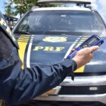 Teste-do-bafometro-PRF-ACidente-Embriaguez-Foto-PRf