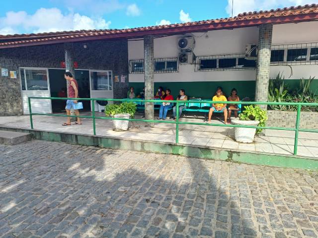 policlinida-do-feira-x-foto-paulo-jose-acorda-cidade-04-2023