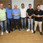 reuniao-vereadores-prefeito-jorge-oliveira-vereador-jose-ze-ronaldo-foto-divulgacao-