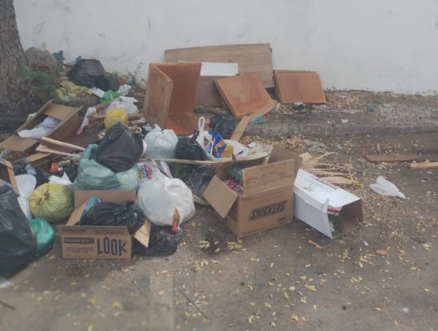 sem-coleta-de-lixo-em-feira-de-santana-bairro-Feira-X