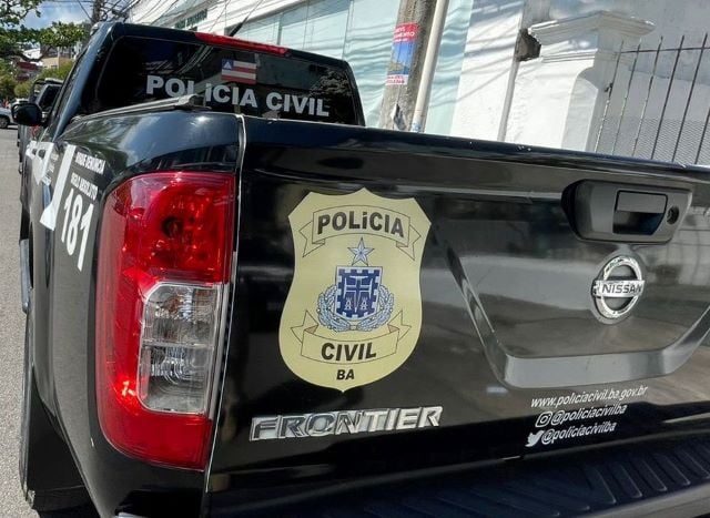 viaturaFundoDistintivo_0-policia-civil-foto-ascom-pc