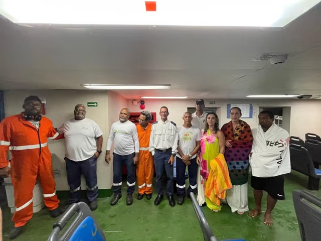 2Wt0FPKO-resgate_marinhadobrasil_ilhadeitaaparica