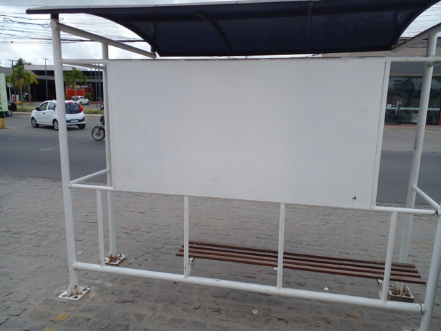 AXwau7Lx-Abrigo-onibus-enviada-pelo-whatsapp