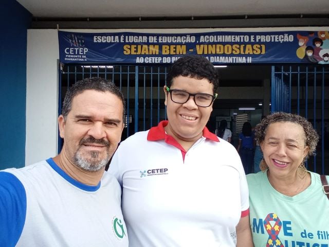 Ariel-Ayala-Assis-Souza-da-Silva-aprovado-em-insituicao-federal-foto-simone-assis-1