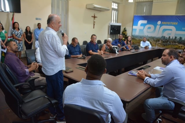 Evangelicos-Visita-e-Oracao-ao-Prefeito-Jose-Ronaldo-foto-Jorge-Magalhaes-11