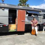 Morando-em-um-motorhome-em-Feira-de-Santana-cantora-e-compositora-do-RJ-fala-sobre-rotina-e-estilo-de-vida-1