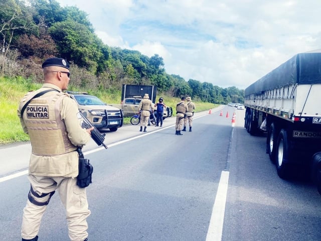 Policia-Militar-roubo-de-carga