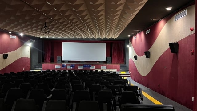 Sala-Walter-da-Silveira-revitalizada-pelo-projeto-Os-Filmes-que-eu-Nao-Vi-foto-Thaiane-Clarissa-11