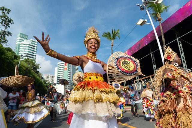artesanato-no-Carnaval-fto-Thales-Antonio-iStock-conversion