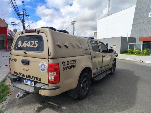 policia-militar-no-centro-da-cidade-foto-ed-santos-acorda-cidade
