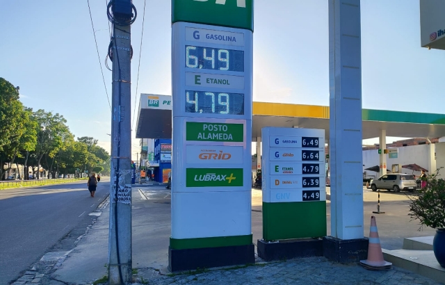 preco-da-gasolina-ft-ed-santos-acorda-cidade