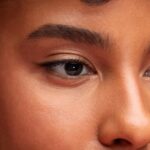 sobramcelha-mulher-foto-freepik-