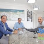 Comodoro-Ricardo-Dantas-titular-da-Setur-BA-Mauricio-Bacelar-e-gerente-geral-de-Esportes-do-YCB-Luis-Pato