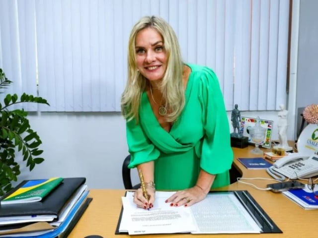 Deputada-Ivana-Bastos