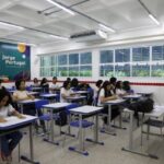 Estudantes-e-professores-da-rede-estadual-sala-de-aula-foto-Emerson-Santos