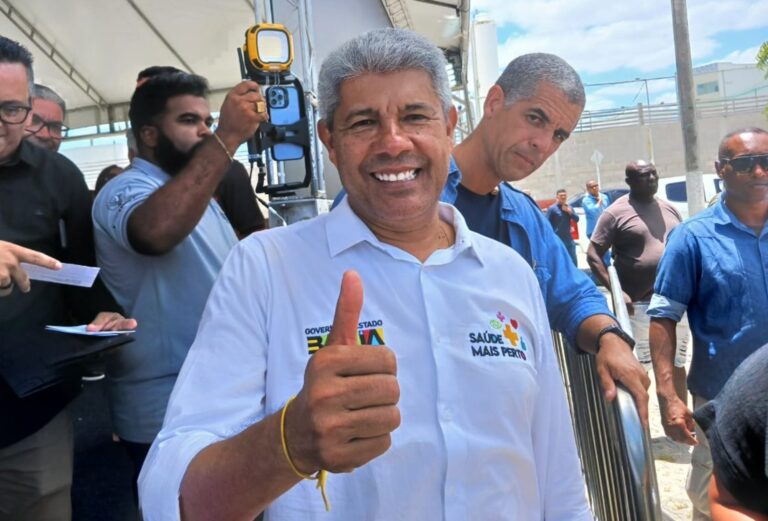 Governador-em-Serrinha-ft-ney-silva-acorda-cidade3-1