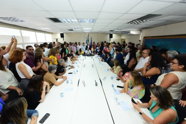 MR9Y7fVc-Vice-prefeita-Ana-Paula-Matos-assume-Secretaria-de-Cultura-e-Turismo-1024x683-1