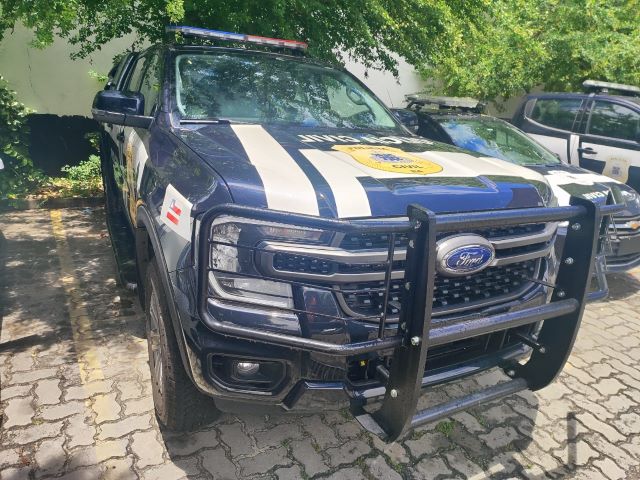 Nova-viatura-da-Policia-Civil-Foto-Ed-Santos-Acorda-cidade