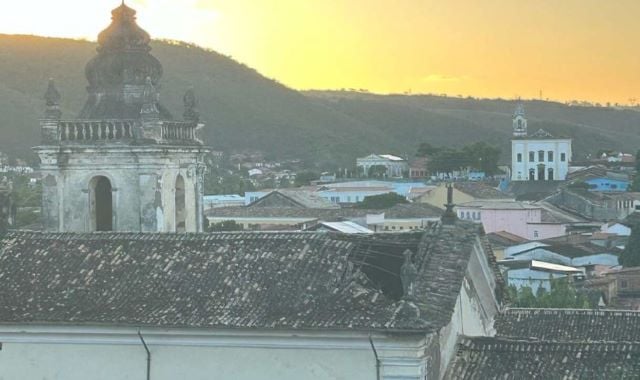 Parte-do-telhado-da-igreja-do-Hospital-da-Santa-Casa-de-Misericordia-de-Cachoeira-desaba