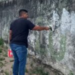 Prefeito-de-Sao-Goncalo-apaga-nome-de-faccao-escrito-em-muro