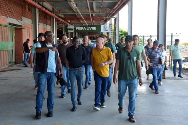 Prefeito-visita-shopping-popular-Foto-Izinaldo-Barreto-02-02-2025-4