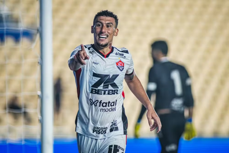 QvnwGgWG-esporteclubevitoria_foto_victorferreira