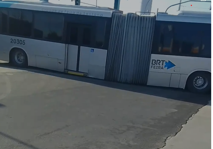 SaqYWFTt-brt-quebrado