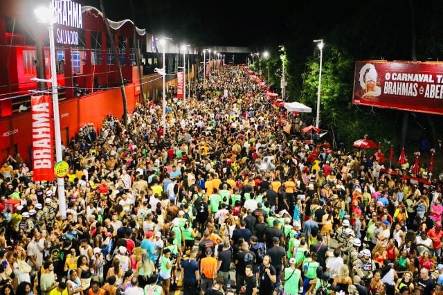 Xanddy-e-a-melhor-segunda-feira-do-mundo-foto-Lucas-Moura