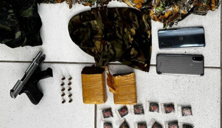 apreensao-de-armas-e-drogas-