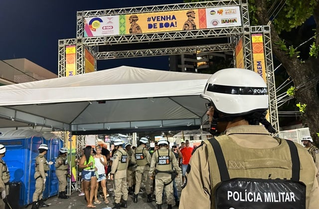 carnaval-de-Salvador-pm-Policia-Militar