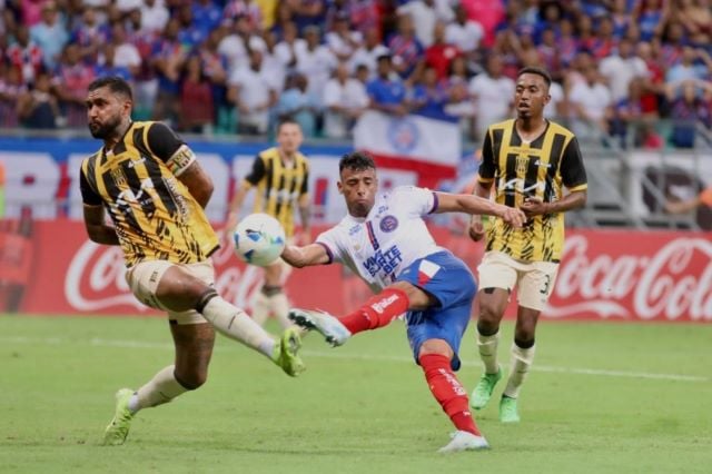 lucho-rodriguez-foto-mauricia-da-matta-bahia-x-the-strongest